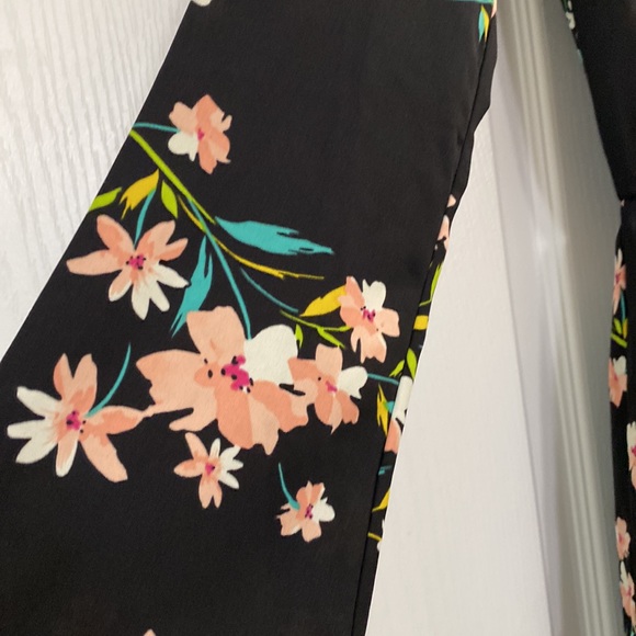 Pins And Needles
Women's Silky Ruffle-Short Romper Small - Picture 8 of 9